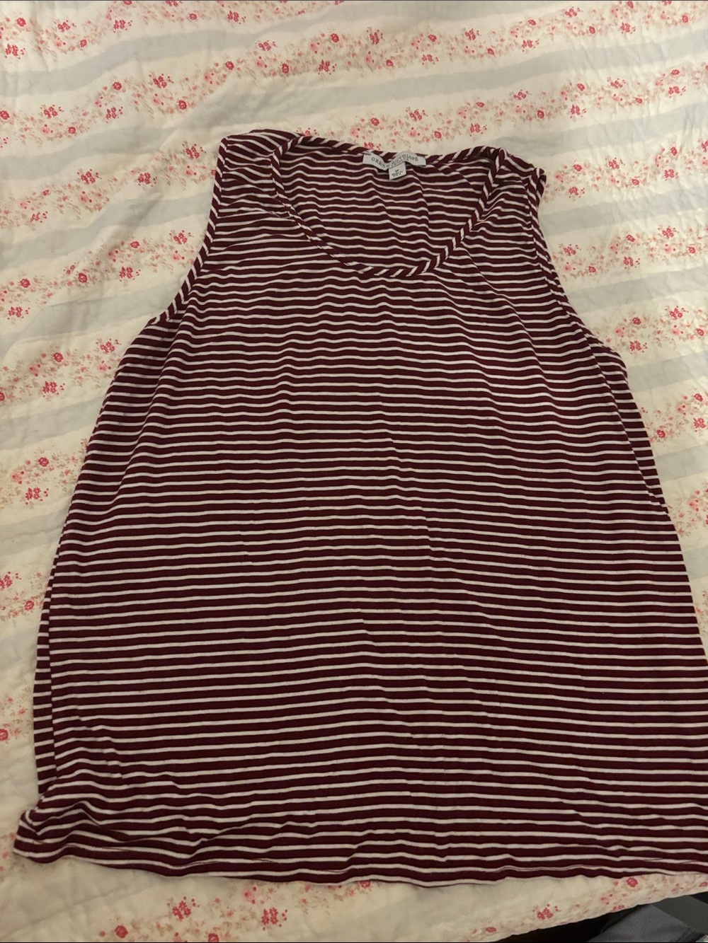 Striped Burgundy and White Sleeveless Women’s tank Top size medium stretchy